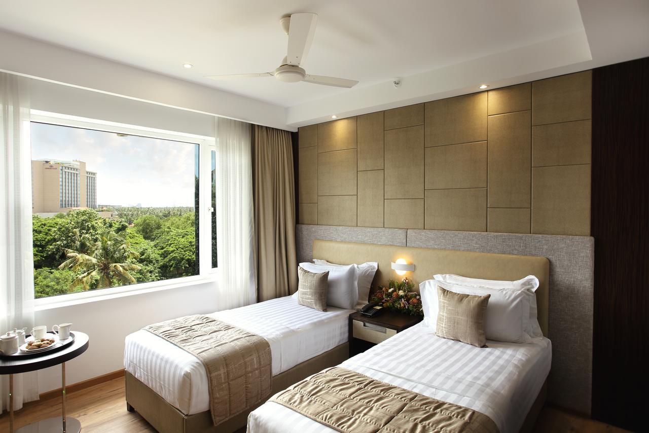 Sugar Business Hotel Kochi Eksteriør billede