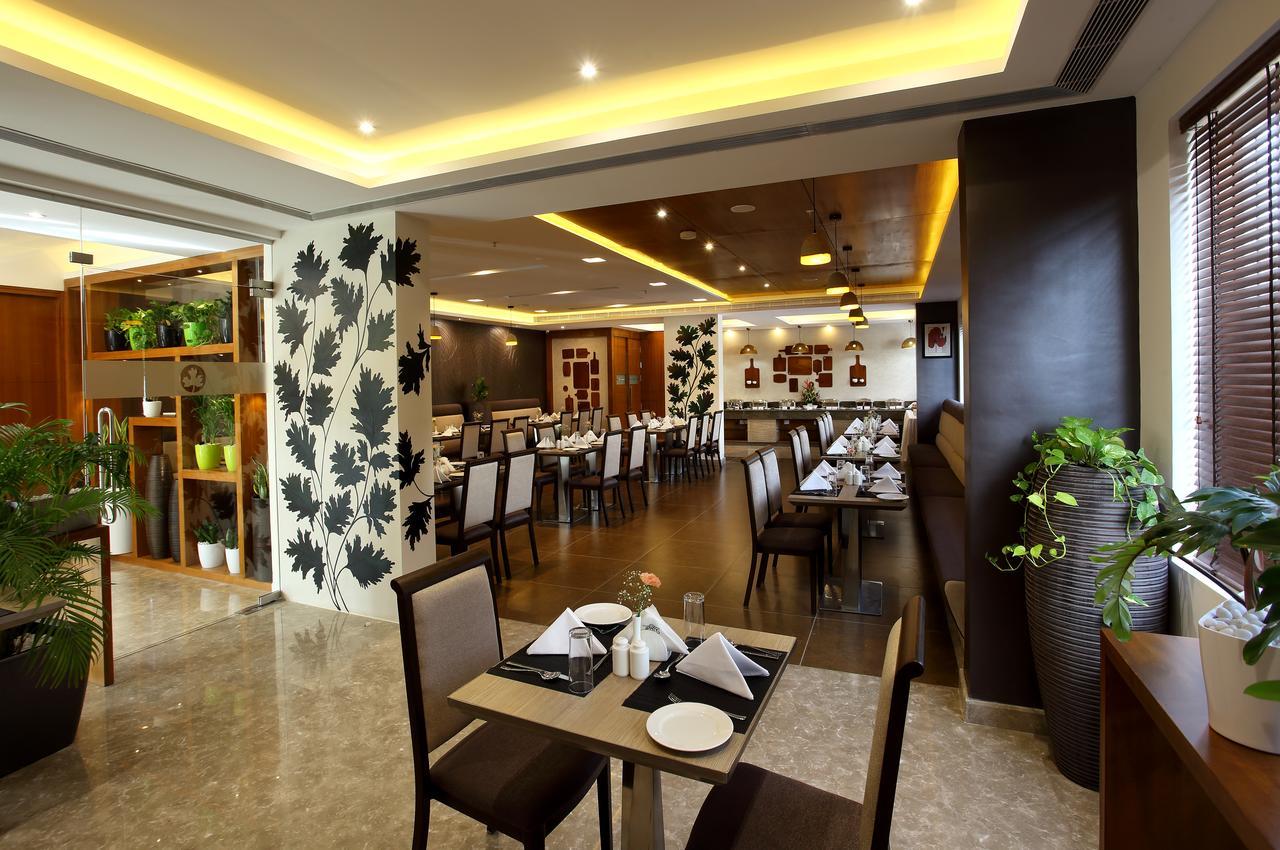 Sugar Business Hotel Kochi Eksteriør billede