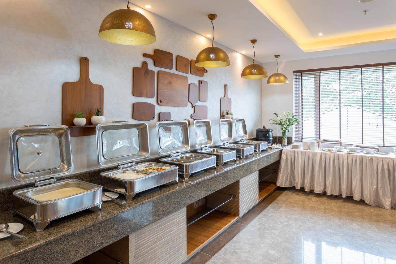 Sugar Business Hotel Kochi Eksteriør billede