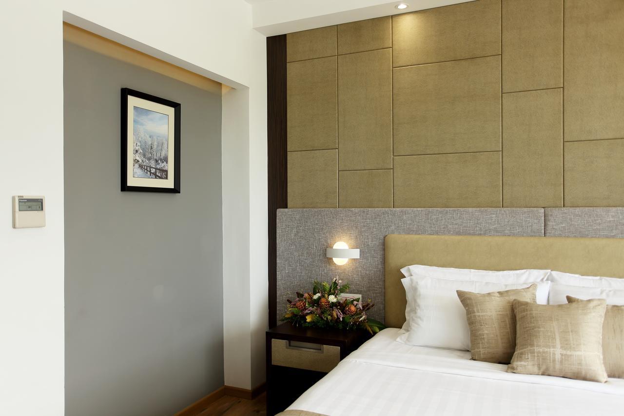 Sugar Business Hotel Kochi Eksteriør billede