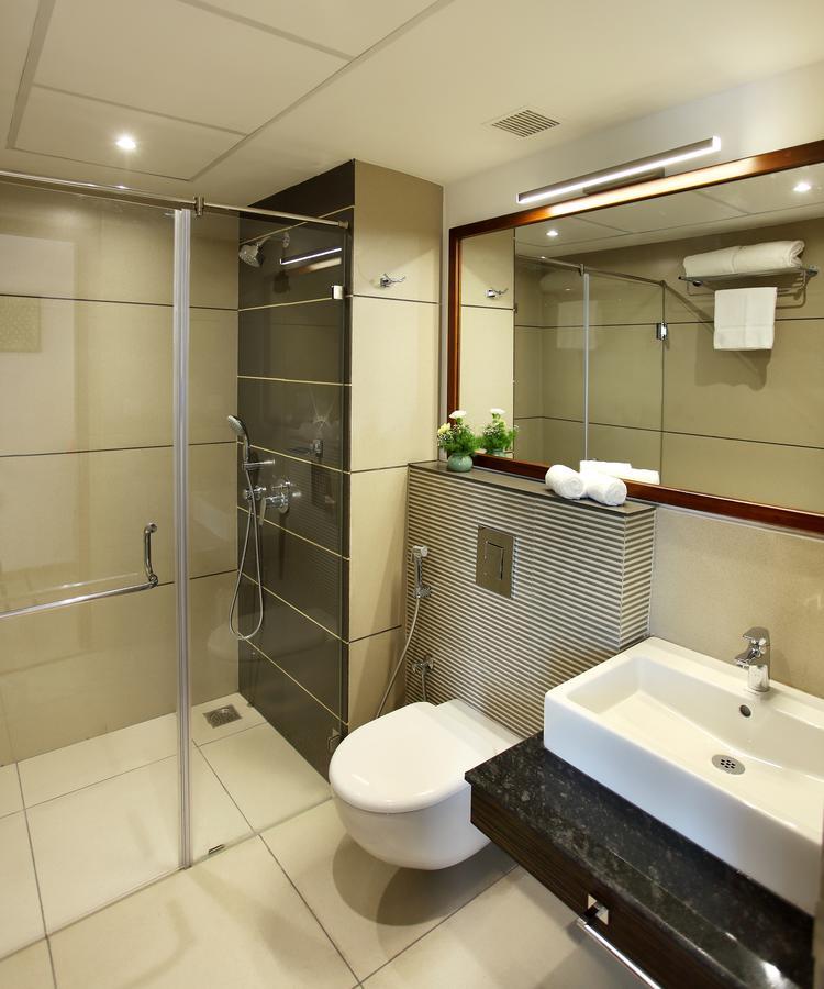 Sugar Business Hotel Kochi Eksteriør billede